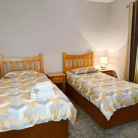 6 Knightshaven Village - Valentia Island * Knights Town