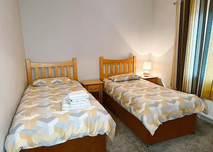 6 Knightshaven Village - Valentia Island * Knights Town